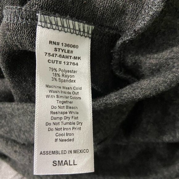 NWOT THE PROJECT SOCIAL T Grey Crew Neck "Gratitude Is The Best Attitude" Long S - Picture 7 of 8